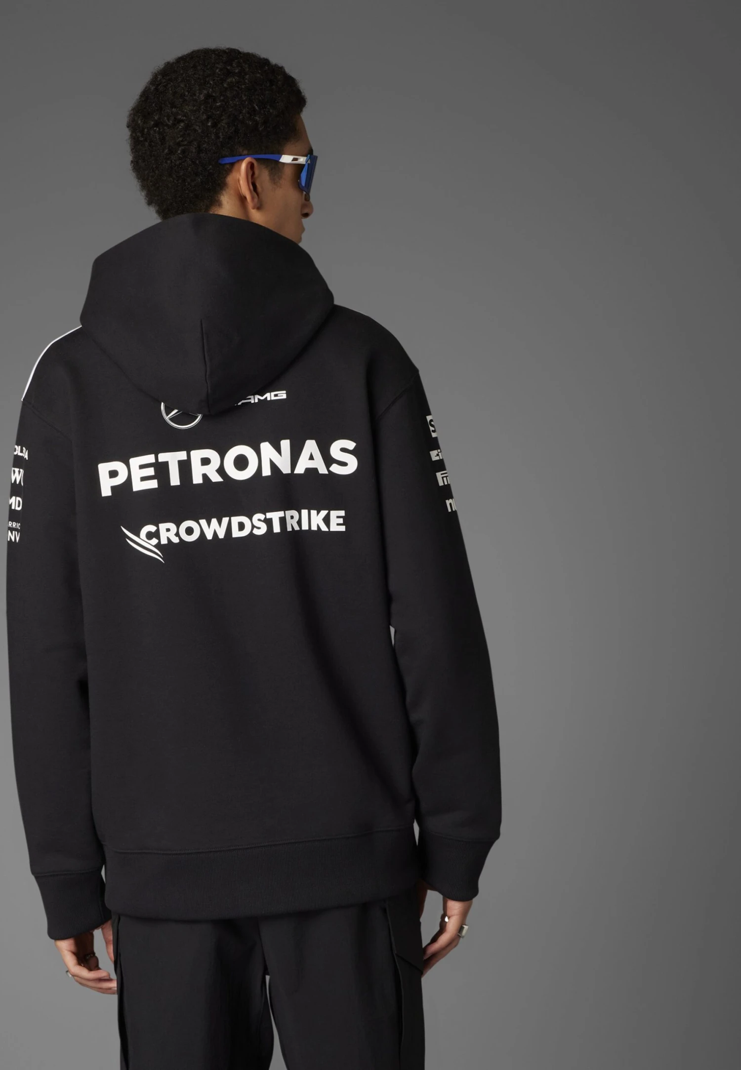 Adidas Originals MERCEDES - AMG PETRONAS FORMULA ONE TEAM MEN - Sweatshirt - Black White 2 Adidas Originals MERCEDES - AMG PETRONAS FORMULA ONE TEAM MEN - Sweatshirt - Black White – Image 2