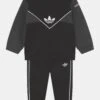 Adidas Originals Crew Unisex Set - Survêtement - Black/Carbon