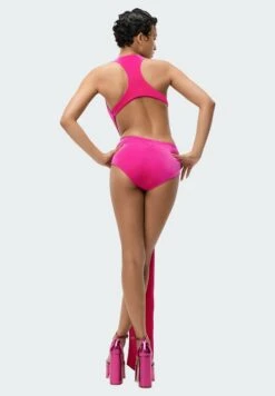 Adidas Originals Ivy Park Front-Tie - Accessoire De Plage - Shock Pink -ASOS 04364c436b9146d1ab9cf1acfeeb6dc0