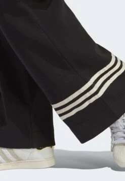 Adidas Originals Pantalon De Survêtement - Black -ASOS 0507a582790446cf83f0ea29adf17840