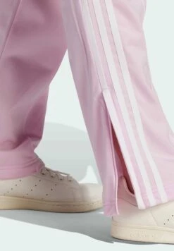 Adidas Originals Firebird Tp - Pantalon De Survêtement - Orchid Fusion -ASOS 0917a6d879c6454d8c1f76910708ae0d