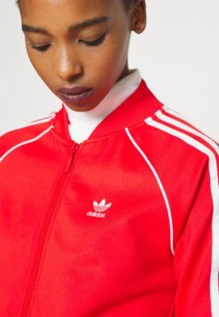 Adidas Originals Superstar Tracktop - Blouson Bomber - Vivid Red -ASOS 092360ab18854e1fa95b64876c31c4e3