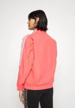 Adidas Originals Track - Veste Légère - Semi Turbo -ASOS 09b80a850e1841f88705af41cbe14588