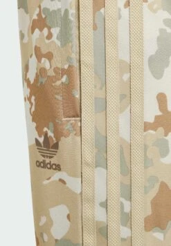 Adidas Originals Camo - Survêtement - Bliss Multicolor 11 Adidas Originals Camo - Survêtement - Bliss Multicolor -ASOS 13b4b79731e7473b8088519848354355
