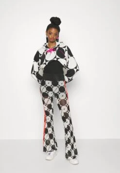 Adidas Originals Pride - Legging - Multi-Coloured -ASOS 1423301563ab44d98e503c077faea462