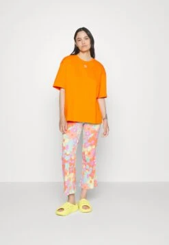 Adidas Originals Essentials - T-Shirt Basique - Orange -ASOS 14f3530153484891a77c11acd97e98aa