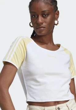 Adidas Originals Short - T-Shirt Imprimé - White/Almost Yellow -ASOS 166426115e4043d7b4ac78e9f016a9e7