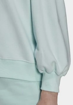 Adidas Originals Crew - Sweatshirt - Halo Mint -ASOS 16e43ffecfe5455494f24bdc6c55ef16