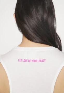 Adidas Originals Pride Tank - Débardeur - Off-White -ASOS 1a2f5bae14154f20816dd290e03a47b2