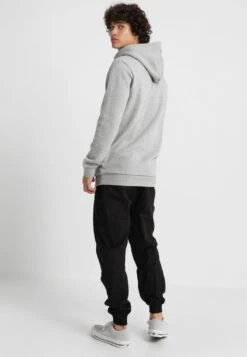 Adidas Originals Trefoil Hoodie Unisex - Sweat À Capuche - Mottled Grey Heather -ASOS 1de8bbb1874c4558bb4713ee3641d133