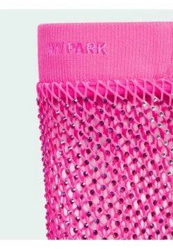 Adidas Originals Crystal Cover-Up Plus Size - Pantalon Classique - Shock Pink -ASOS 1ebe30b1cac741b78b2f634963bba429