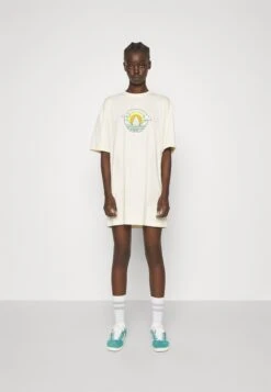 Adidas Originals Tee Dress - Robe En Jersey - White 11 Adidas Originals Tee Dress - Robe En Jersey - White -ASOS 1fbd62de28784a998665b4a4bbed3582