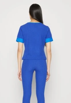 Adidas Originals Adicolor 70S Tee - T-Shirt Imprimé - Semi Lucid Blue -ASOS 22dad8b4c8c84dea92509b4f3380f988