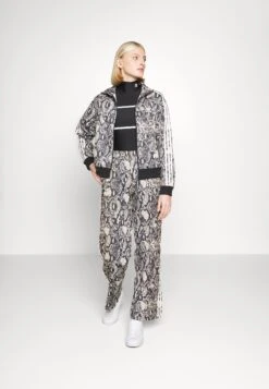 Adidas Originals Python Tracktop - Veste De Survêtement - Black/Multicolor -ASOS 23b110e7e8fc4b0d831111bc88dc5d45