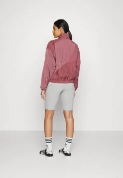 Adidas Originals Short - Medium Grey Heather -ASOS 265292ab2da147e5ad54cb7e10f76d54