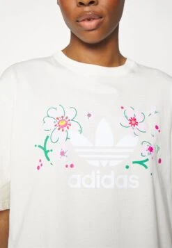 Adidas Originals Oversized Tee - T-Shirt Imprimé - Cream White -ASOS 26c11129867245449564a62036553b77