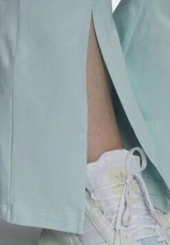 Adidas Originals Legging - Halo Mint -ASOS 2a182d16d113425f94b34131a70ac509