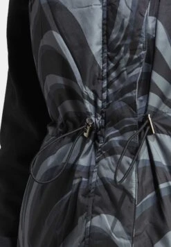 Adidas Originals Reversible - Veste Sans Manches - Black -ASOS 2ce3a4511d7947438c31b518642ae812