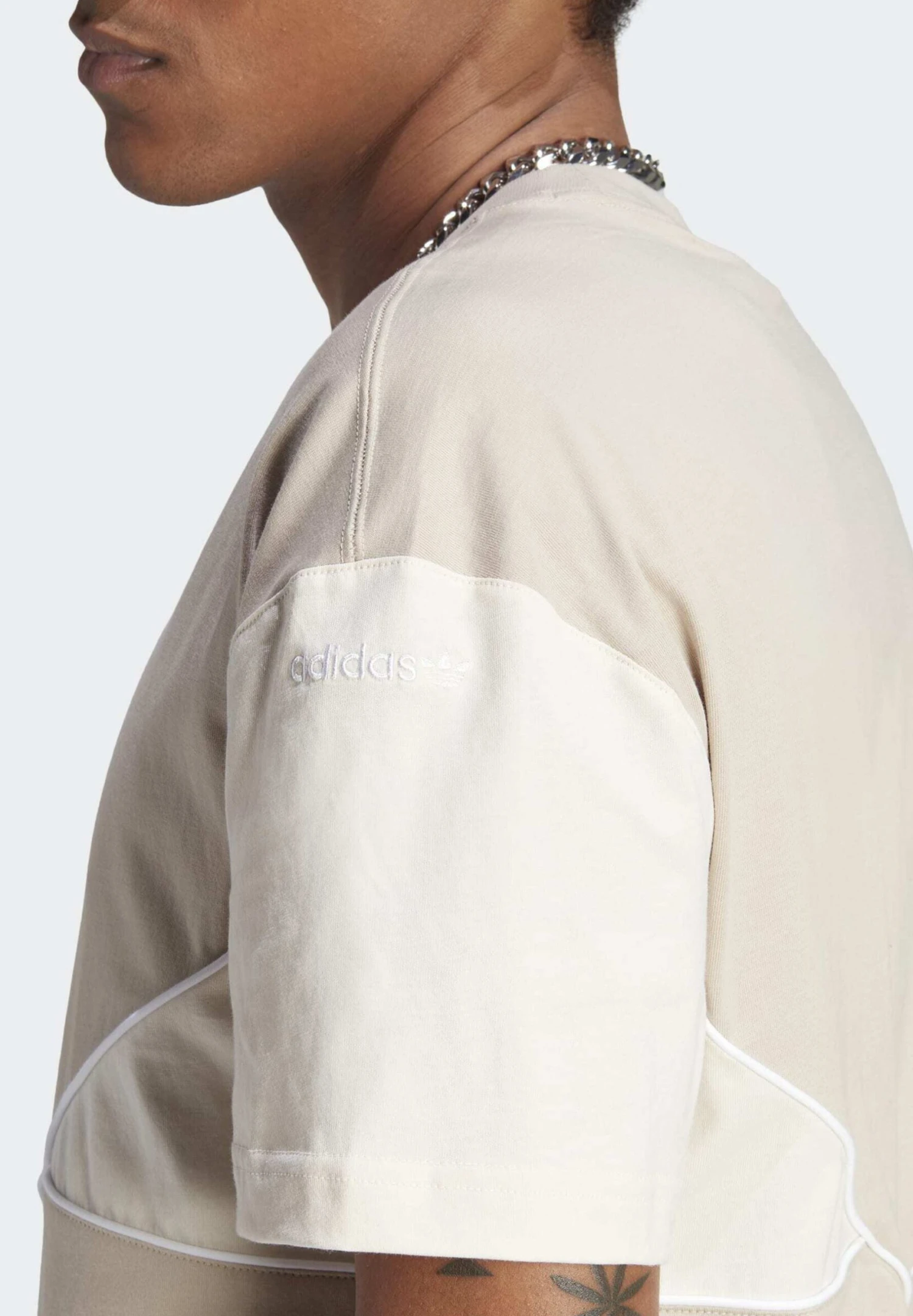 Adidas Originals T-Shirt Imprimé - Beige 3 Adidas Originals T-Shirt Imprimé - Beige – Image 3