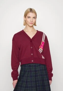 Adidas Originals Originals Collegiate Cardigan - Sweat Zippé - Shadow Red -ASOS 30ba49276e5b4f579a8a12dbb1cf58b4