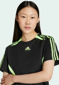 Adidas Originals TEAMGEIST - Robe Pull - Black Signal Green -ASOS 32f4bfb992204efebb16b6bde35f50e5