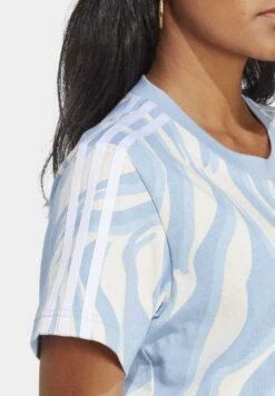 Adidas Originals Aop - T-Shirt Imprimé - Ambient Sky 7 Adidas Originals Aop - T-Shirt Imprimé - Ambient Sky -ASOS 338ca997ea3d44b79f0d35673d7bd184