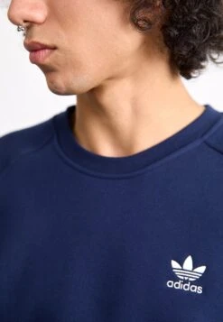 Adidas Originals CREW - Sweatshirt - Night Indigo -ASOS 3408cd42e0d0462790a544bcc31d43a4