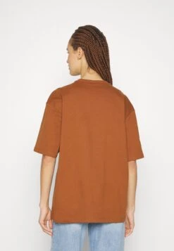 Adidas Originals Tee - T-Shirt Basique - Dust Rust -ASOS 37feefbd2bfa4652895876a3da583816