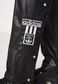 Adidas Originals Adibreak - Pantalon Classique - Black 13 Adidas Originals Adibreak - Pantalon Classique - Black -ASOS 3812308ca9e64b59a190006769dffd9a