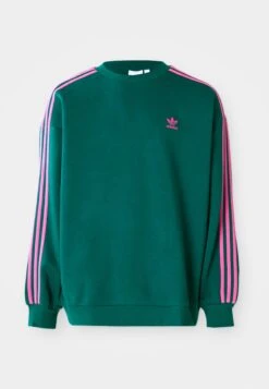 Adidas Originals OVERSIZE CREW - Sweatshirt - Collegiate Green/off White -ASOS 39f2542f727c41839d4b18c48c13ad4c 2