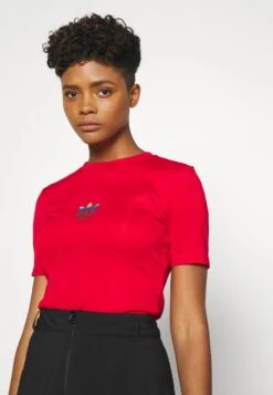 Adidas Originals Slim Short Sleeve Tee - T-Shirt Imprimé - Scarlet -ASOS 3cfe0e1f0c214e4383ca18b4f179d5ab