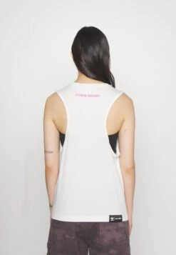 Adidas Originals Pride Tank - Débardeur - Off-White -ASOS 3d9c4c9cd9fd4a5b8019a16488fcbee5