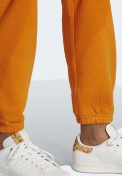 Adidas Originals Pantalon De Survêtement - Bright Orange -ASOS 3e2cabb3672a47c1b92c58ef5ed1ac93