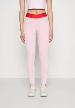 Adidas Originals Adicolor 70S - Legging - True Pink -ASOS 4310958c3ac246ffbd1cad6b29427f89