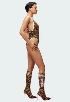 Adidas Originals Reversible Classic With Shrug - Maillot De Bain - Mesa Dark Brown Shock Pink -ASOS 43f2f29f5e5a41a7aeb09038f93534c5