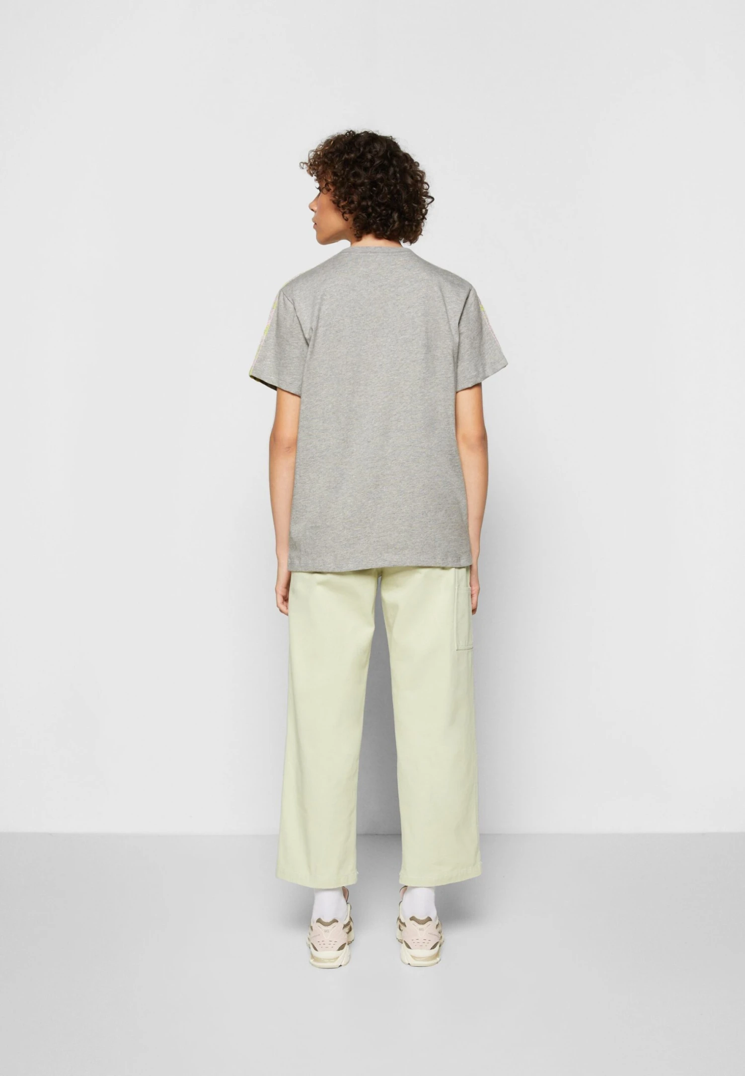 Adidas Originals Snaketee - T-Shirt Imprimé - Medium Grey Heather 4 Adidas Originals Snaketee - T-Shirt Imprimé - Medium Grey Heather – Image 4