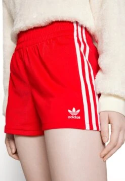 Adidas Originals 3 Stripess - Short - Better Scarlet -ASOS 45c23504ed92423aa05e6645d6a92764