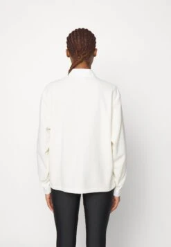 Adidas Originals Cardigan - Sweat Zippé - Cream White -ASOS 46d3bc3820ca49f08ae4c470ed3833ac