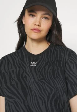 Adidas Originals Animal Tee - T-Shirt Imprimé - Carbon/Black 13 Adidas Originals Animal Tee - T-Shirt Imprimé - Carbon/Black -ASOS 4761772a6a284e80b35bcbf3eaa61563