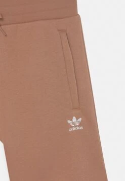 Adidas Originals Unisex - Pantalon De Survêtement - Clay Strata -ASOS 4767127406e2485f8a8a6ca446be6be7