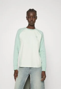 Adidas Originals Long Sleeve - T-Shirt À Manches Longues - Linen Green -ASOS 4770eecb14a84b5cbb6da1ba9e21b8dc
