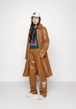 Adidas Originals Adibreak - Pantalon Classique - Wild Brown 12 Adidas Originals Adibreak - Pantalon Classique - Wild Brown -ASOS 495bdf82e5954793b773cef2bb18cbe9