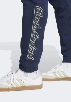 ADIDAS ORIGINALS REAL MADRID US PACK PANTS - Pantalon De Survêtement - Legend Ink White -ASOS 4ac3321cf57d4d7cbc7b92d708385191