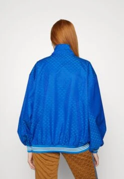 Adidas Originals Adicolor 70S - Veste Coupe-Vent - Semi Lucid Blue -ASOS 4b1c7fe281ba46c2b463179d55d94f6c