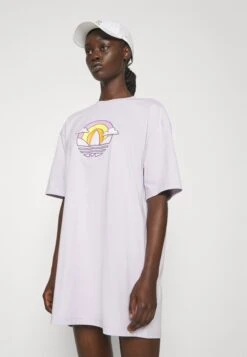 Adidas Originals Tee Dress - Robe En Jersey - Silver Dawn -ASOS 4b3eb11042564cf9b00e15b06d0cfda6