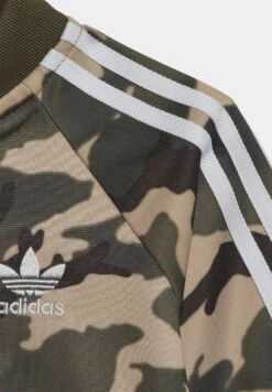 Adidas Originals Camo Set - Survêtement - Magic Beige Multicolor -ASOS 4dfe73a711fe4714b7db58166932c0bf