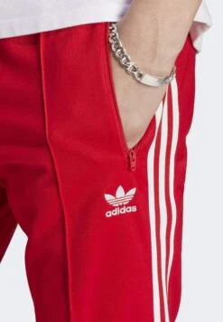 Adidas Originals CLASSIC TP - Pantalon De Survêtement - Better Scarlet White -ASOS 4efe6d03b6fd4a23a72ebe4c29d38de4