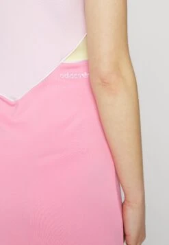 Adidas Originals Tank Dress - Robe Longue - Clear Pink -ASOS 519d2ef20b9e4a5188e02c4929bcb936