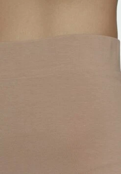 Adidas Originals Short - Beige 12 Adidas Originals Short - Beige -ASOS 5345913440424a51b64748544642ce78