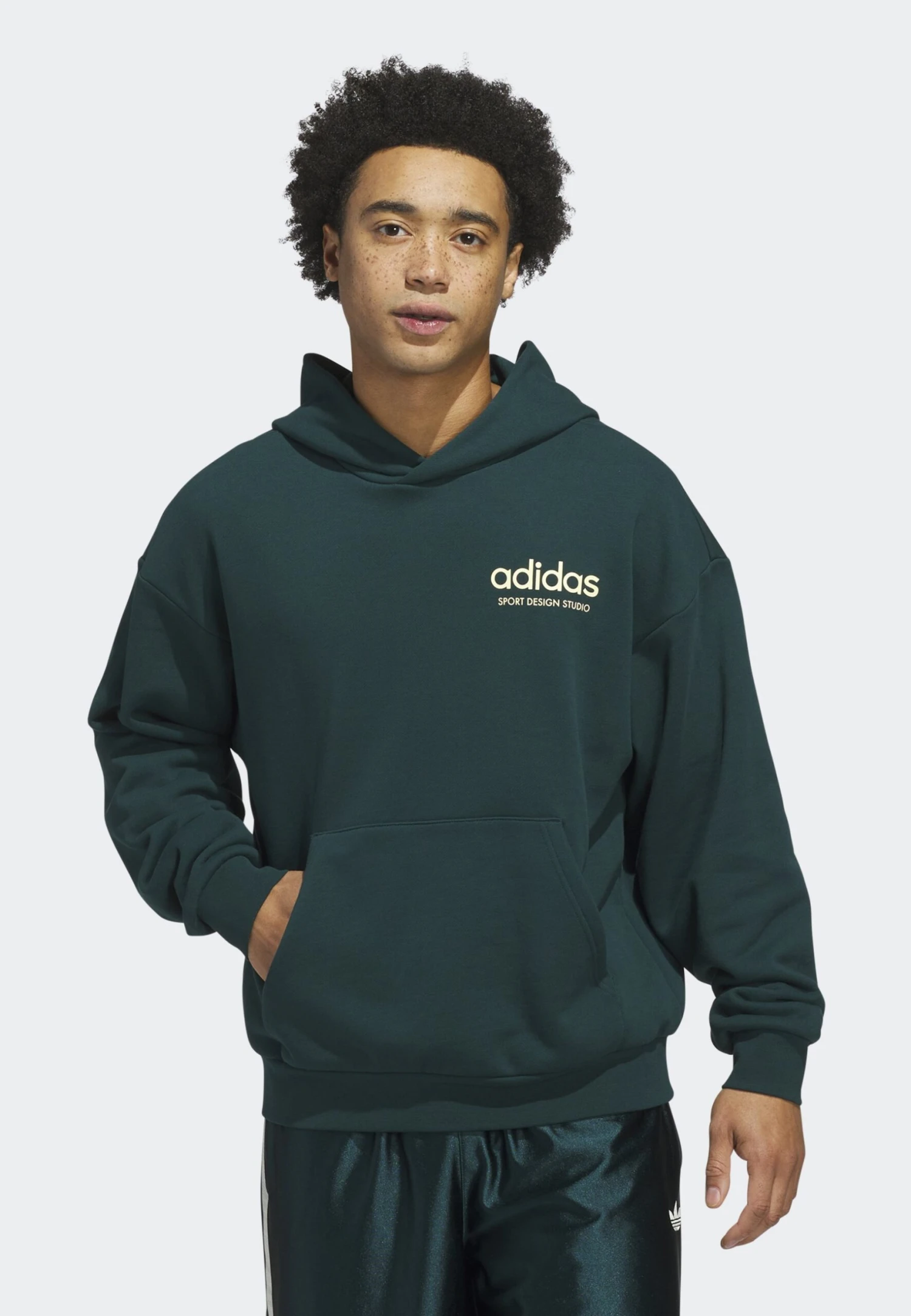Adidas Originals ASD OTB HOODIE - Sweatshirt - Aurora Ivy 1 Adidas Originals ASD OTB HOODIE - Sweatshirt - Aurora Ivy